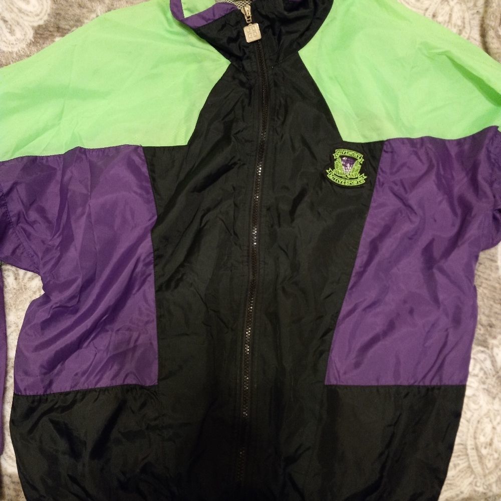 Vintage Givenchy jogging jacket, size medium